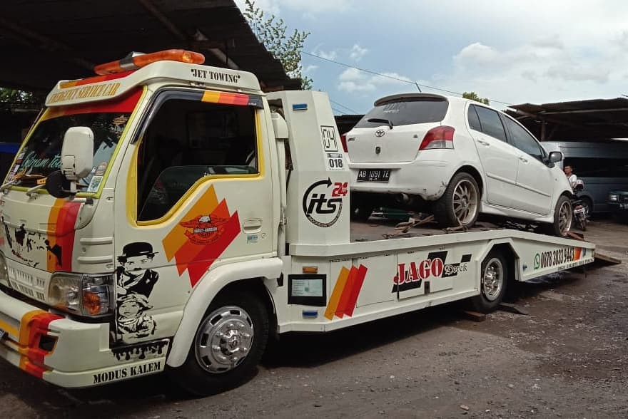 HARGA TOWING MOBIL TERDEKAT DI WATES KULONPROGO 087838339443