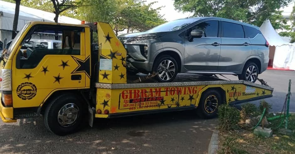 Derek Gendong Towing Bantul Hub : 087838339443
