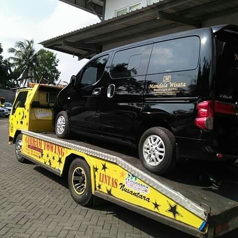 NOMOR TELEPON HP JASA DEREK MOBIL JOGJA 085101189443